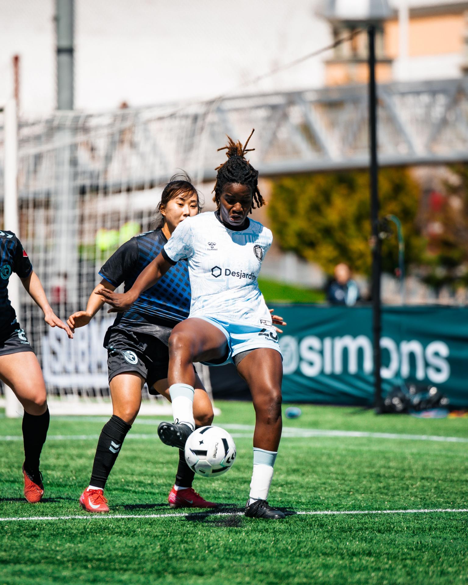 AFC Toronto's Striker, Esther Okoronkwo, With The Ball