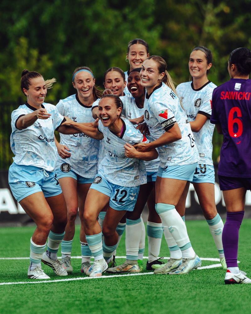 Zoe Burns Has A Memorable Game at York Lions Stadium